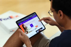 FedEx lance fdx, plateforme digitale pour optimiser l'expérience client e-commerce