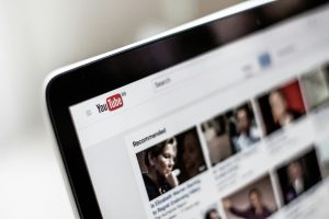 YouTube sur PC portable
