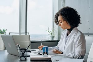 Comment identifier et réparer les fuites dans votre tunnel d’acquisition