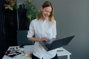 Top 10 des side hustles rentables à lancer en France