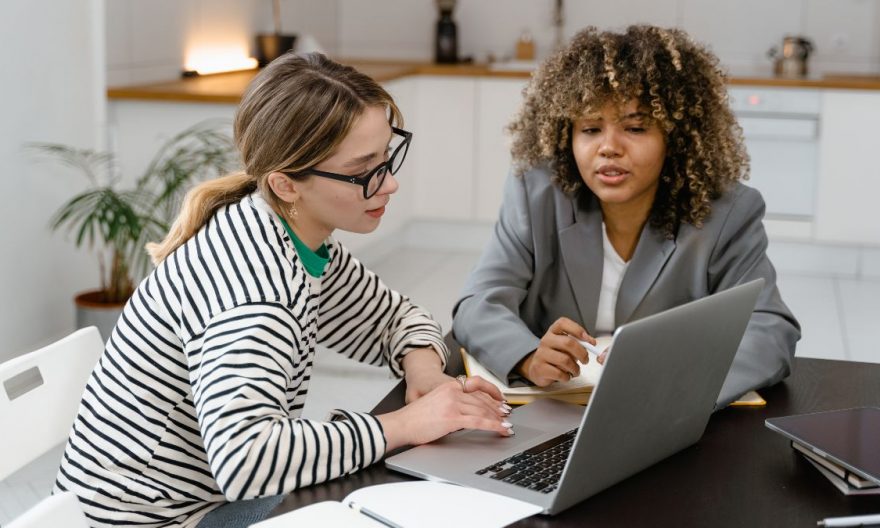 Comment choisir la bonne agence UGC pour sa marque