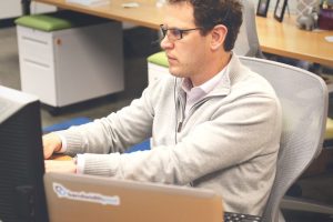 Comment fonctionne la publicité display sur le web