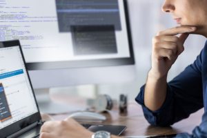 Comment appliquer un balisage FAQ enrichi sans déclencher de sur-optimisation