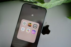Les applications d'IA sur mobile (ChatGPT, Copilot, Mistral, Claude, Gemini)