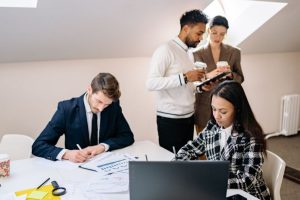Quel est le coût réel d'acquisition d'un client pour une agence marketing